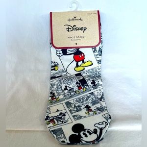 NWT Disney Mickey Mouse socks